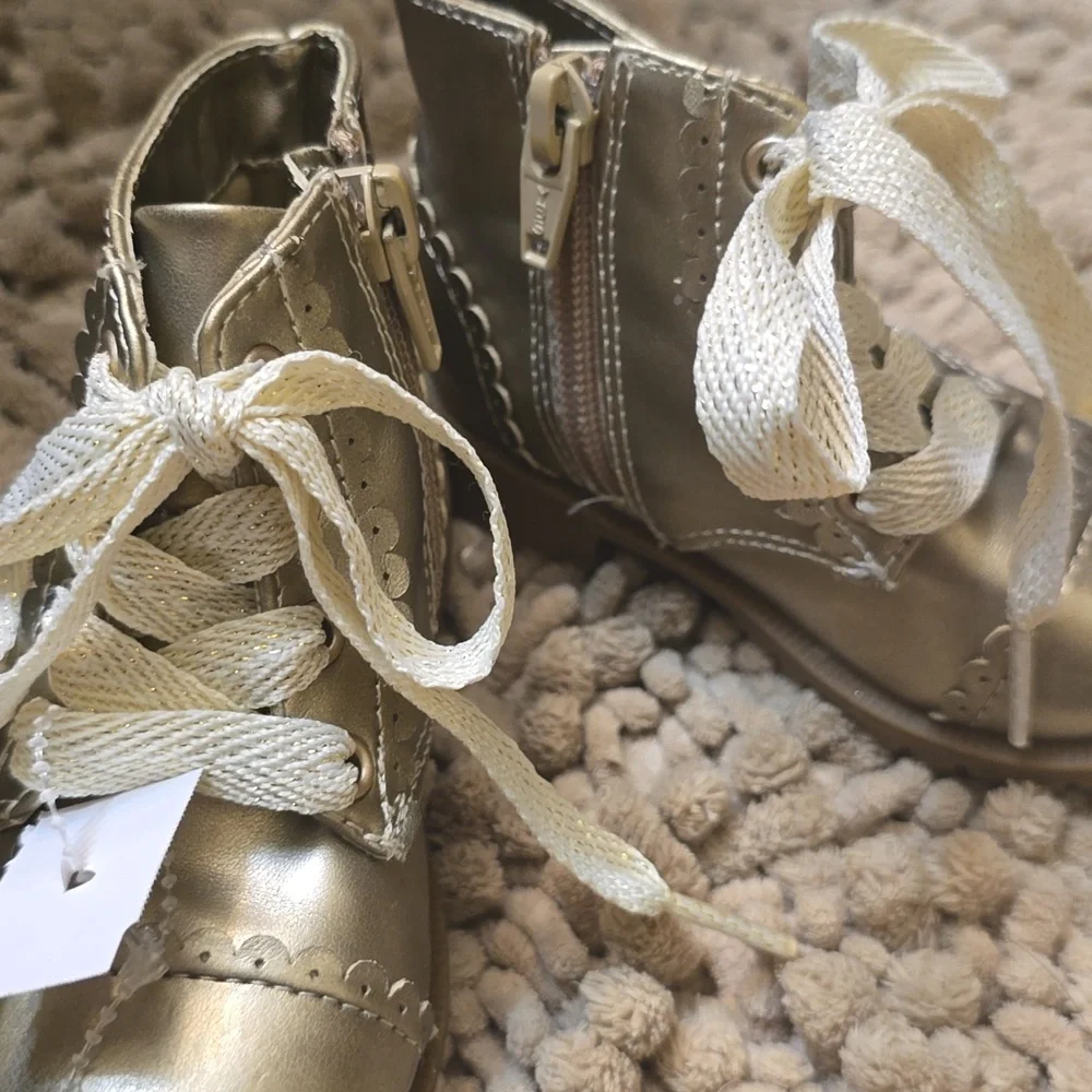 New Cat & Jack‎ Toddler Size 5 Gold Metallic Booty Side Zip Sparkle Ties